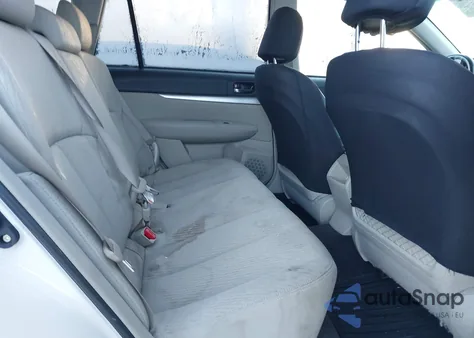 2011 Subaru Outback 2.5I Premium z USA, uszkodzony, nr VIN 4S4BRBCC0B3410469